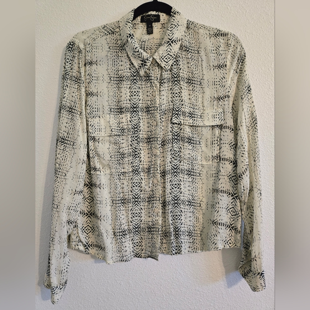 Jessica Simpson Cream and Black Patterned Button Down Shirt